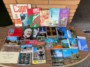 lot 60 image: Vintage Postcards and Religious Informational Brochure Lot