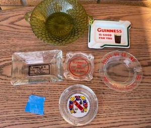 lot 43 image: Large Lot of Vintage Ash Trays