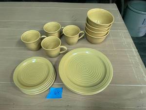 lot 68 image: Lot of Yellow Gold Dinner Plates Cups and Bowls