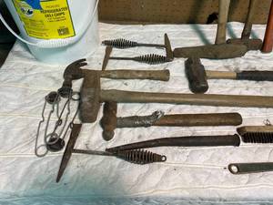 lot 84 image: Lot of Various Vintage Hammers and Hand Tools