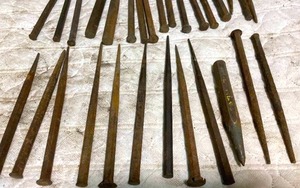lot 103 image: HUGE Lot of Assorted Sized VIntage Punch Tools