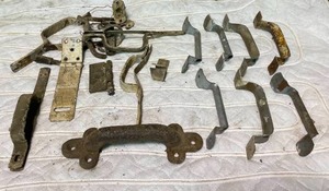 lot 115 image: Lot of Antique Barn Door Pulls