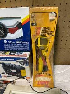 lot 116 image: Automotive Inflater, Engine Analyzer and Trouble Light