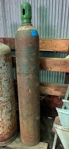 lot 129 image: Lindy Oxygen Tank for Welding 