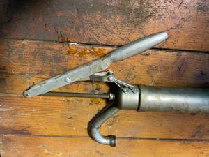 lot 176 image: Vintage Metal Oil Barrel Pump-Superior