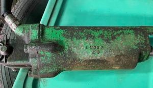 lot 177 image: John Deere 2 Way Hydraulic Cylinder
