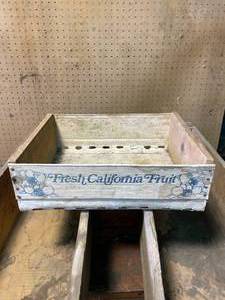 lot 194 image: Large Wooden Flower Planters and Fruit Box