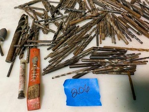 lot 206 image: HUGE Lot of Drill Bits 
