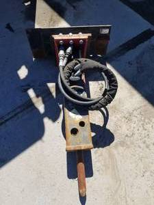 lot 11 image: B&D Fabricators USS Mini 17320 Mini Loader Breaker Attachment