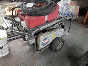 lot 31 image: Simpson Water Shotgun Gas Pressure Washer