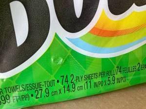 lot 39 image: Bounty Paper Towels
