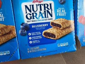 lot 111 image: Nutrigrain Bars