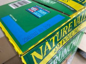 lot 62 image: Nature Valley Crunchy Bars