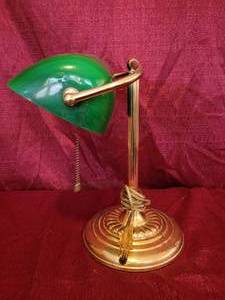 Beautiful Green Library Lawyer Glass Desk Lamp