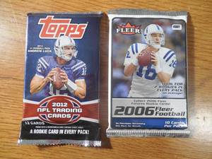 2006 Fleer Football Pack & 2012 Topps Football Pack LK