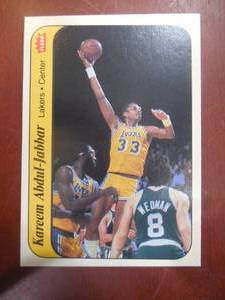 1986 Fleer Sticker Kareem Abdul-Jabbar #1 HOfer LK