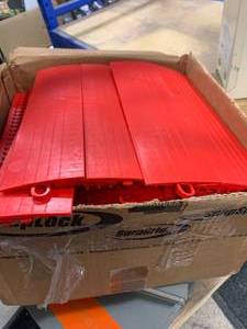 66 Piece Super Lock Red Flooring