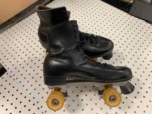 Men Size 11 Roller Skates with Bones Wheels