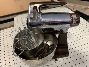Sunbeam Vista Bakelite Mixmaster