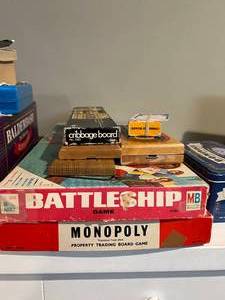 lot 20 image: Lot of Games