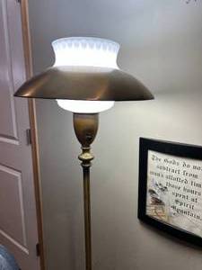lot 41 image: Floor Lamp & Pictures