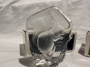 lot 53 image: Crystal Squirrel & Rabbit