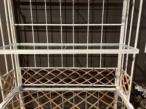 lot 85 image: Metal Bakers Rack