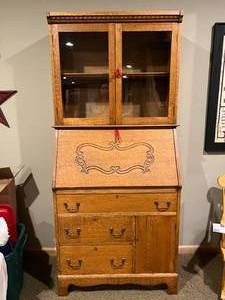 lot 96 image: Vintage Secretary Desk
