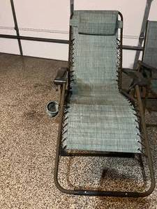 lot 160 image: Lounge  Lawn Chairs