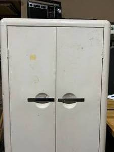 lot 183 image: Vintage Metal Cabinet & Contents