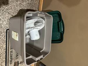 lot 173 image: Bin with Fan