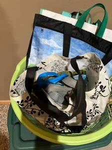 lot 172 image: Laundry Basket with Bags