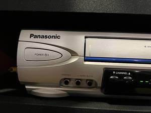 lot 200 image: Panasonic VHS Player & Samsung DVD BluRay Player