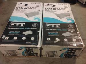 Lot of  Mauicast 60 in. Right Drain Rectangular Alcove Soaking Bathtub in White by Bootz Industries Some Damage Customer Returns See Pictures