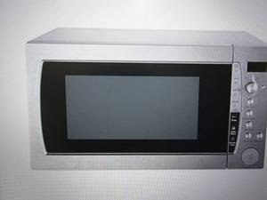 lot 6 image: 2.2cuft 1250 watt counter top micro...