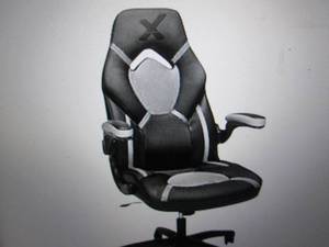 lot 9 image: x rocker venom gaming office chair ...
