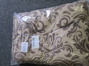 lot 79 image: box of 6 sets of 6 dining chair sli...