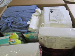 lot 130 image: box of tablecloths ...