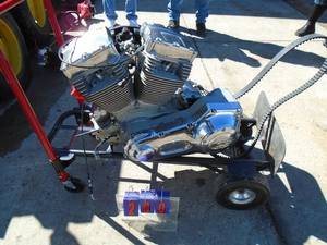 2004 Harley Davidson 9688 cu inch v twin  with 6 spped transmission. Belt drive. Taken from crashed bike. Consignor states it was running. Motor number checked ok. As shown. THIS ITEM HAS A RESERVE.