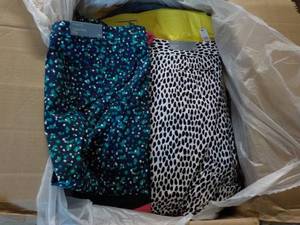 Box of 39 Talbots Clothes most ar...