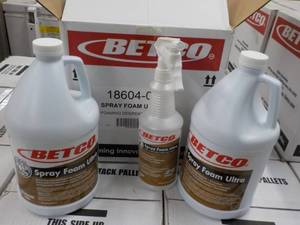 2 Gallon Jugs Betco Spray Foam Ultr...