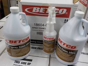 2 Gallon Jugs Betco Spray Foam Ultr...