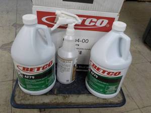 2 Gallon Jugs Betco Acid Free Bathr...