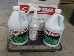 2 Gallon Jugs Betco Acid Free Bathr...