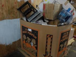 Pallet Lot of Returns, Leftovers an...