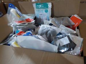 Large box of Various Styles Face Ma...