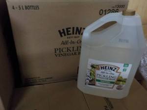 4 Jugs Heinz All in One Pickling Vi...