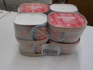 8 - 48 oz Tubs Hudsonville Peppermi...