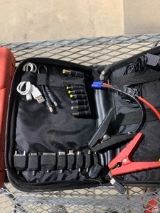 Disconnect set and electrical ends