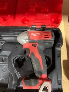 Milwaukee Impact M18